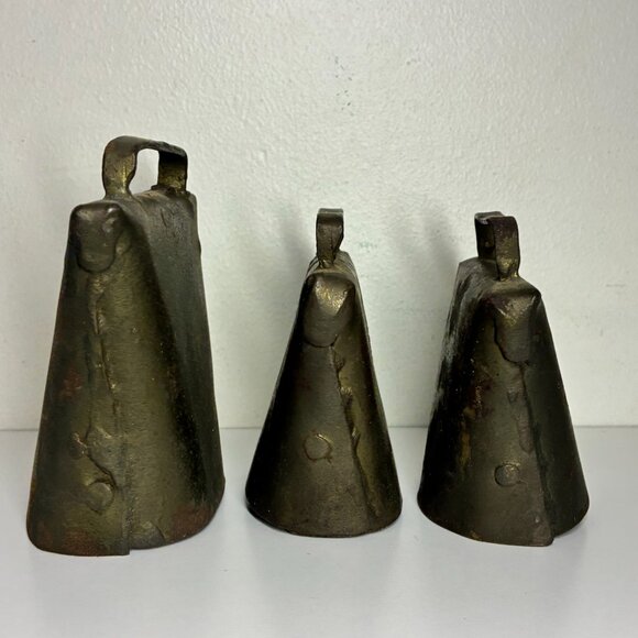 Antique Primitive Vintage Cow Bells Lot Of 3 - Picture 2 of 6